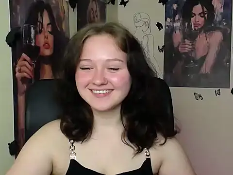 LadyAlice  online show from May 22, 2026, 5:58 am