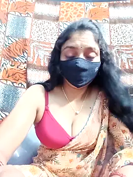 hotsana79 online show from October 3, 2025, 11:46 pm