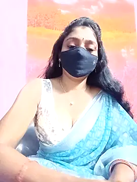 hotsana79 online show from October 5, 2025, 7:45 pm