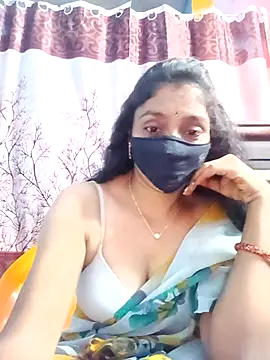 hotsana79 online show from October 9, 2025, 5:38 am