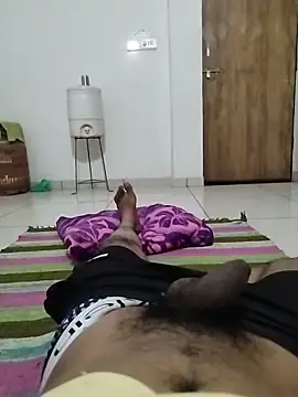 dhruve2010 online show from December 4, 2025, 6:38 pm