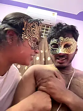 VVcouple online show from September 10, 2025, 6:52 pm