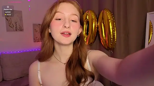 Betty Twinkle online show from November 7, 2025, 10:54 pm