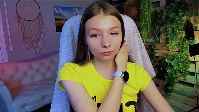 JulieDaniel online show from January 13, 2026, 8:19 am