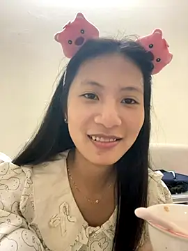 Lil-Gi online show from November 1, 2025, 5:31 am