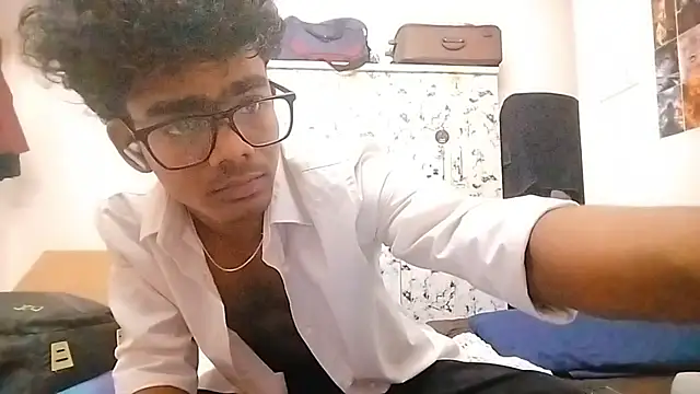 Snapshot of Rahulisagoodguy chatting on November 1, 2025, 1:46 pm Rahulisagoodguy online show from November 1, 2025, 1:46 pm