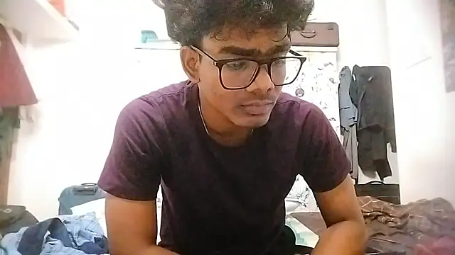 Snapshot of Rahulisagoodguy chatting on November 3, 2025, 12:39 pm Rahulisagoodguy online show from November 3, 2025, 12:39 pm