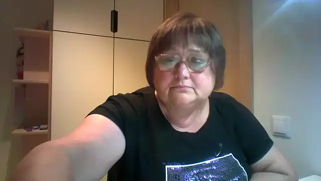 rewa666 online show from September 20, 2025, 5:03 pm