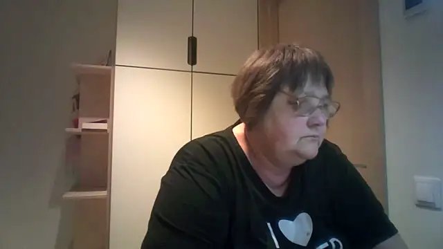 rewa666 online show from October 9, 2025, 4:10 am