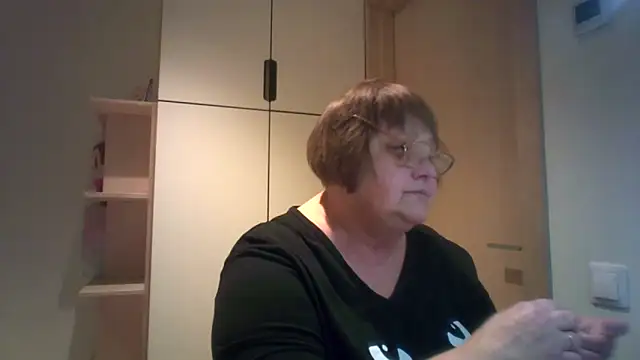 rewa666 online show from October 10, 2025, 4:28 pm