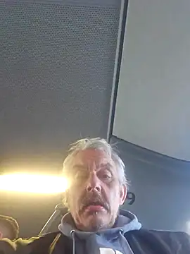 Fonse1860 online show from November 12, 2025, 9:32 am