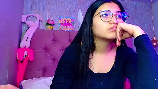 laurenelove online show from December 23, 2025, 3:15 am