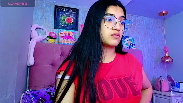 laurenelove online show from January 8, 2026, 1:52 am