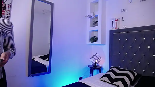 MelissaRhodes online show from December 2, 2025, 8:59 pm