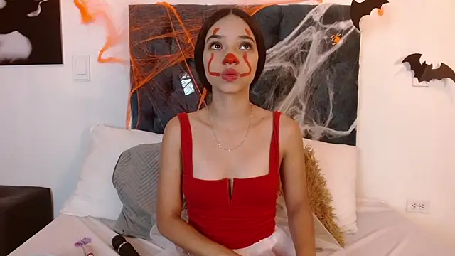 Lilith Nocturne online show from October 31, 2025, 4:52 pm