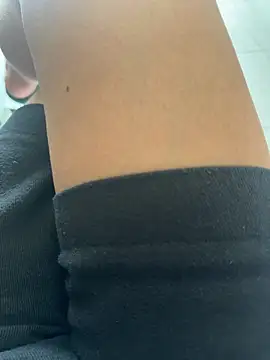 sharon-Hanna online show from November 11, 2025, 2:00 am