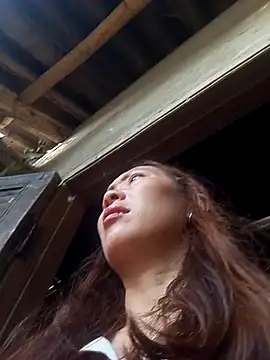 Bianly online show from October 4, 2025, 11:36 pm