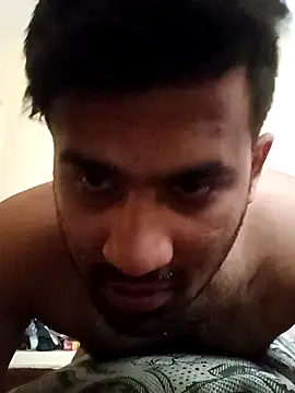 nareshrddd5 online show from October 26, 2025, 7:03 am