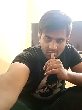 nareshrddd5 online show from November 13, 2025, 4:28 pm