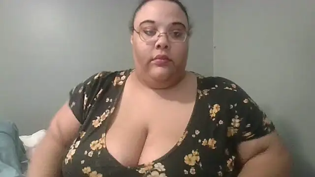 Snapshot of SexyBBW10790 chatting on March 6, 2026, 1:07 pm SexyBBW10790 online show from March 6, 2026, 1:07 pm