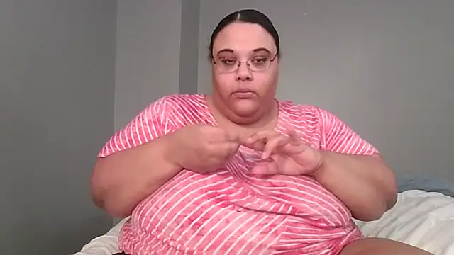 Snapshot of SexyBBW10790 chatting on March 21, 2026, 2:09 pm SexyBBW10790 online show from March 21, 2026, 2:09 pm