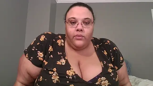 Snapshot of SexyBBW10790 chatting on March 22, 2026, 2:09 pm SexyBBW10790 online show from March 22, 2026, 2:09 pm