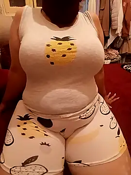 mayakhalyfaa online show from October 8, 2025, 10:51 pm