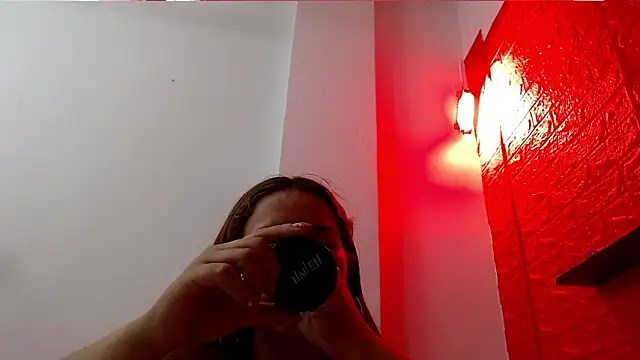 Snapshot of bdsmforever18 chatting on February 3, 2026, 2:10 am bdsmforever18 online show from February 3, 2026, 2:10 am