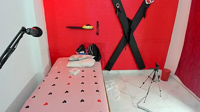 bdsmforever18 online show from August 7, 2026, 1:51 am