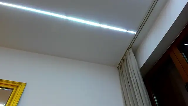 Snapshot of Anyssia chatting on November 6, 2025, 6:20 pm Anyssia online show from November 6, 2025, 6:20 pm