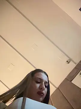 Snapshot of Anyssia chatting on November 26, 2025, 3:18 am Anyssia online show from November 26, 2025, 3:18 am