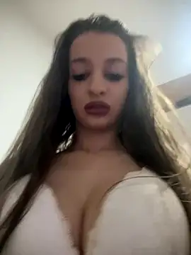 Snapshot of Anyssia chatting on December 1, 2025, 5:01 am Anyssia online show from December 1, 2025, 5:01 am