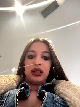 Anyssia online show from January 9, 2026, 8:50 am