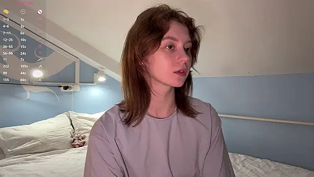 Snapshot of IrisPurrphy chatting on September 14, 2025, 3:33 pm IrisPurrphy online show from September 14, 2025, 3:33 pm