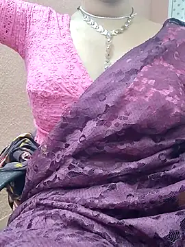 Snapshot of Hot-rima chatting on July 14, 2026, 5:18 pm Hot-rima online show from July 14, 2026, 5:18 pm