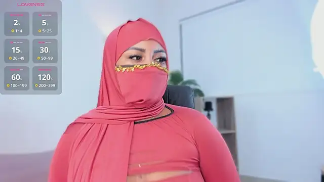 Snapshot of yasmin_elite chatting on November 25, 2025, 10:37 am yasmin elite online show from November 25, 2025, 10:37 am