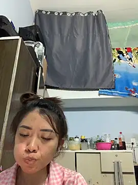Minee1202 online show from May 27, 2026, 2:52 am