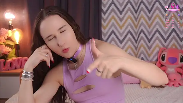 MaudAle online show from November 22, 2025, 1:15 am