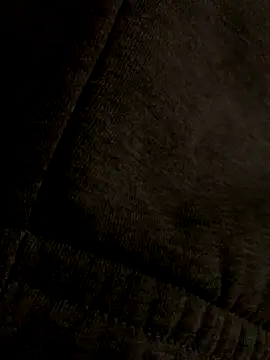 Snapshot of MuzzyFacing chatting on November 24, 2025, 9:14 pm MuzzyFacing online show from November 24, 2025, 9:14 pm