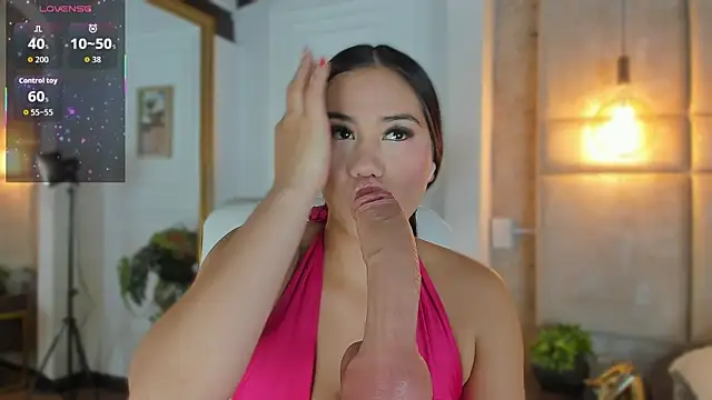 Snapshot of Jazmiinee chatting on November 27, 2025, 7:27 pm Jazmiinee online show from November 27, 2025, 7:27 pm