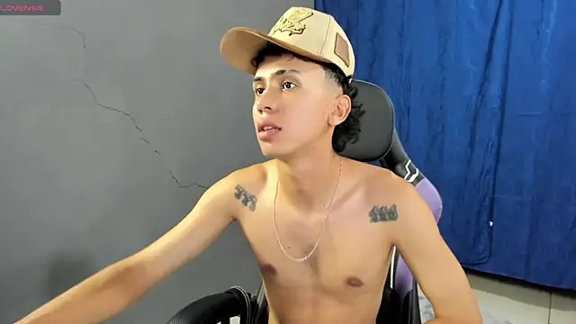 Damien 444 online show from November 6, 2025, 4:02 am