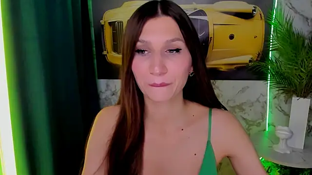 Mollyinyourmind online show from February 27, 2026, 7:14 pm