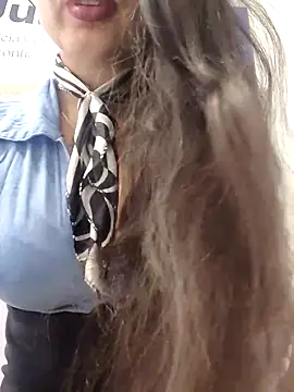 AMATISTA  16 online show from January 15, 2026, 12:10 pm