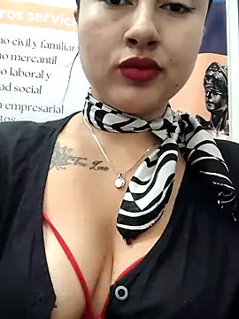 Snapshot of AMATISTA__16 chatting on May 7, 2026, 12:32 pm AMATISTA 16 online show from May 7, 2026, 12:32 pm