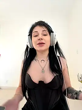 Snapshot of Privad_ravenna chatting on September 19, 2025, 8:20 pm Privad ravenna online show from September 19, 2025, 8:20 pm