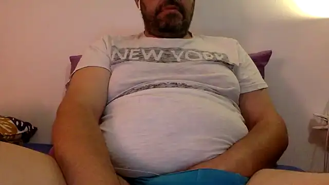 Snapshot of steve669_hot chatting on September 21, 2025, 7:54 am steve669 hot online show from September 21, 2025, 7:54 am