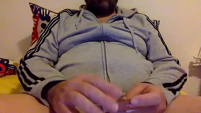 Snapshot of steve669_hot chatting on October 25, 2025, 7:52 pm steve669 hot online show from October 25, 2025, 7:52 pm