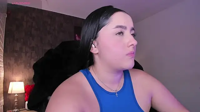 Snapshot of marian__stone chatting on May 14, 2026, 6:47 pm marian stone online show from May 14, 2026, 6:47 pm
