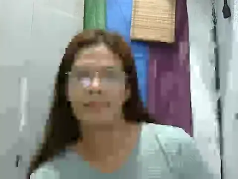 juicycum069 online show from April 17, 2026, 10:46 pm