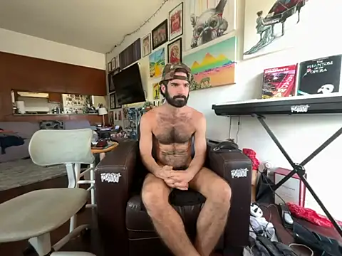 Snapshot of Pupscritch chatting on September 12, 2025, 7:03 pm Pupscritch online show from September 12, 2025, 7:03 pm